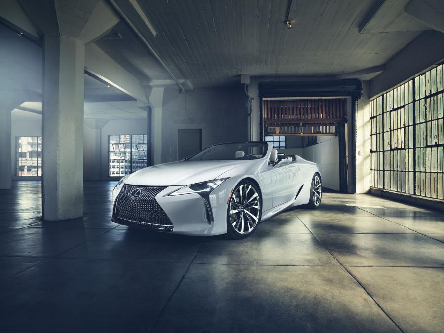  Lexus LC Convertible Concept 2019 года  (фото 1 из 13)